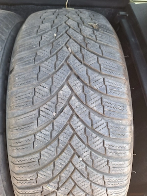 vând 2 cauciucuri 205/55r 15 dot 2022 - imagine 2