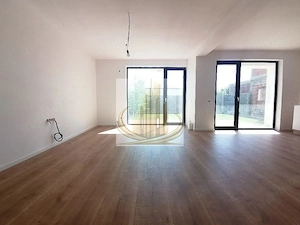 Casa aproape de scoala, gradinita, liceu, 4 camere, asfalt, toate utilitatile