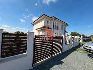 Duplex | 3 camere | Parter+Etaj | Toate utilitatile | Sanandrei | - imagine 2