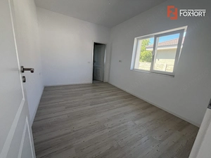 Duplex cu 4 camere si teren de 250 mp - Mosnita Noua - imagine 7