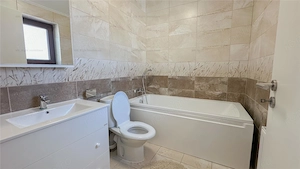 CASA 4 CAMERE | 3 BAI | 2 PARCARI | CALEA HARMANULUI - SANPETRU - imagine 9