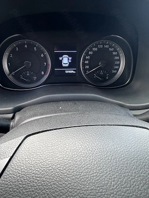 Hyundai Kona 1.6 T-GDI Benzina 177 CP Automata 2WD - imagine 5