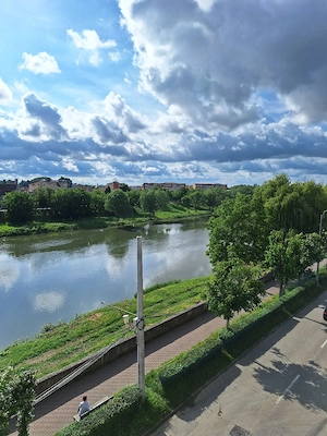 Lugoj, închiriez apartament cu o cameră 