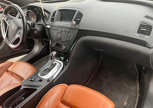 Vând Opel Insignia Sports Tourer 2.0 CDTI BiTurbo, 196 CP, 4x4 permanent - imagine 4