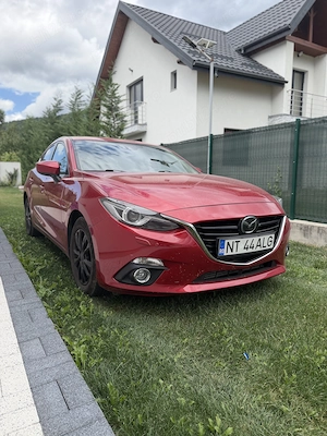 Mazda 3 (2014)   Soul Red   2.2 Diesel 150 CP   177.000 km   Full (fără piele trapă)   2 Chei - imagine 2