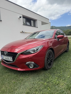 Mazda 3 (2014)   Soul Red   2.2 Diesel 150 CP   177.000 km   Full (fără piele trapă)   2 Chei - imagine 3