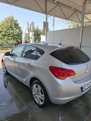 opel astra gpl - imagine 3