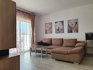 Casa cu 4 camere si garaj