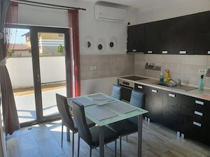 Casa cu 4 camere si garaj - imagine 3