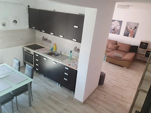 Casa cu 4 camere si garaj - imagine 13