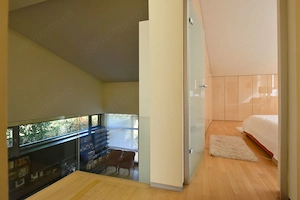 Resedinta cu arhitectura aparte si eleganta discreta - imagine 20