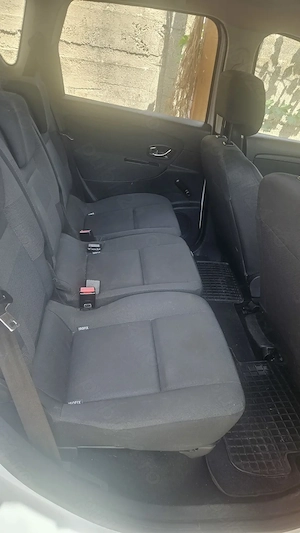 Vând Renault Megane Scenic - imagine 6