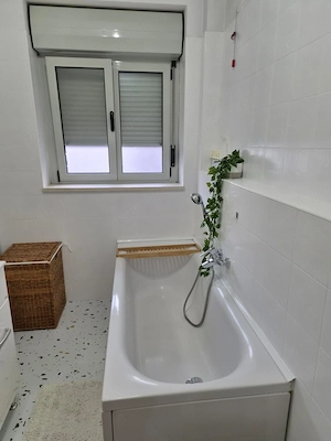 Apartament doua camere,doua locuri de parcare zona Aradului - imagine 9