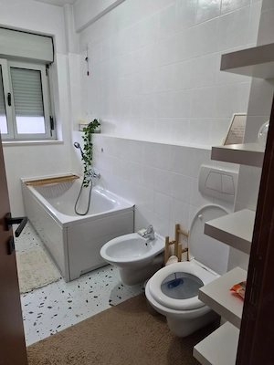 Apartament doua camere,doua locuri de parcare zona Aradului - imagine 15