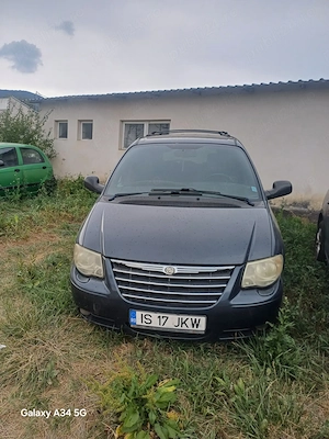 Vând chrysler grand voyager 2007 - imagine 2