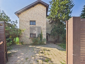 Proprietate în Tunari | 217 mp utili | 6 camere