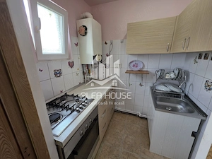 Inchiriez 2 camere confort 3 Zona Intim Govandari  - imagine 4
