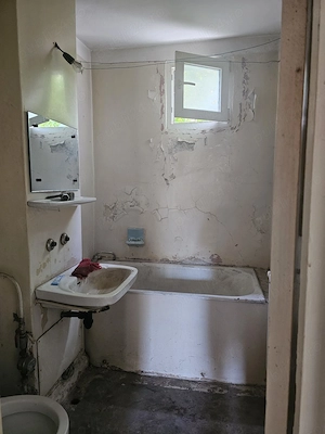 De vânzare Apartament 3 camere,etaj 1,zona Ion Creangă - imagine 5