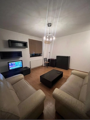 inchiriez apartament cu 3 camere in Complex Jupiter - imagine 4
