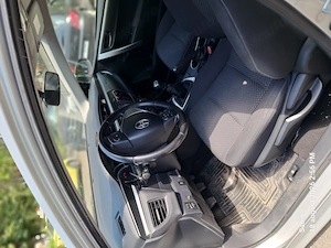 Toyota Corolla 2015 | Doar 60.000 KM reali | 1.33 Benzină | Climă Bizonă | Cameră | Gri - imagine 4