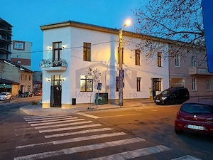 Vila moderna pretabila  clinica, office sau spatiu comercial