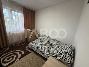 Apartament de inchiriat  2 camere semidecomandat etaj 4 mobilat utilat - imagine 4