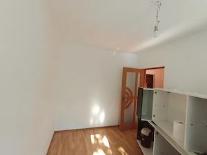 De vânzare apartament 3 camere Micro 17  - imagine 9
