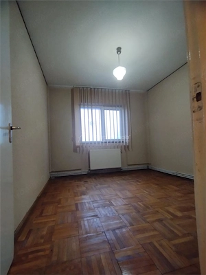 Apartament cu 4 camere, situat in zona de nord a orasului - imagine 5