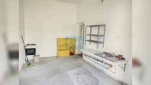 Casă în zona centrală de închiriat pentru muncitori sau pentru birouri - imagine 2