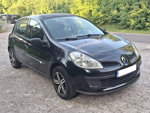 Renault Clio 3   1.2 Benzină   An 2008   Doar 111.000 km reali   Mașină personală - imagine 2