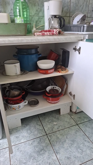 Set mobilă de bucătărie și accesorii