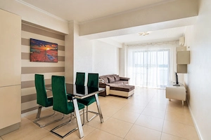 3 camere | 95 mp + terasă 20 mp | Vedere frontală lac | Mamaia-Cazino - imagine 9