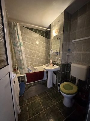 Apartament 4 camere, 80 mp, zona Central  - imagine 17