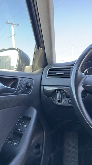 Volkswagen jetta 2011 - imagine 5