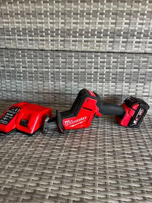 fierastrau vulpe milwaukee m18 FHZ
