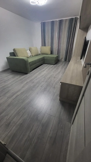 Vand apartament 2 camere decomandat - imagine 6