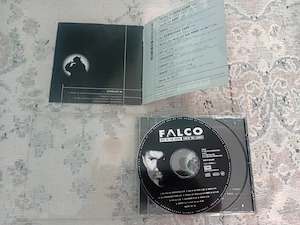 Vand CD Falco, album Out of the Dark