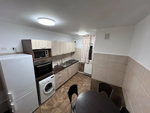 P-ta Gorjului-Moinesti,5 minute Metrou,apartament 3 camere cu centrala