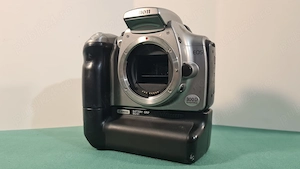 Canon EOS 300D body + grip Canon BG-E1