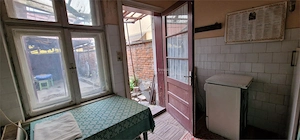 Resita Casa Singur in Curte Zona Muncitoresc - imagine 3
