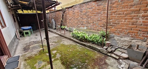 Resita Casa Singur in Curte Zona Muncitoresc - imagine 7