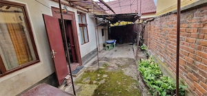 Resita Casa Singur in Curte Zona Muncitoresc - imagine 9