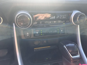 Vând Toyota RAV 4 - imagine 4