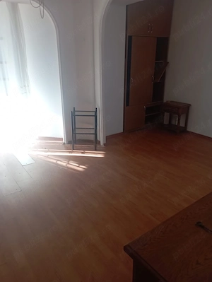 4 camere ultracentral etaj3din6 ,3balcoane,amenajat 105mp 165000euro  - imagine 4