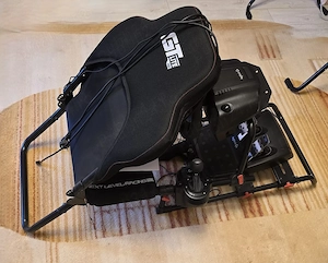 Set Complet Racing: Volan Logitech G29+Pedale+Shifter+Monitor 27" cu stand metalic+Cockpit GT Junior