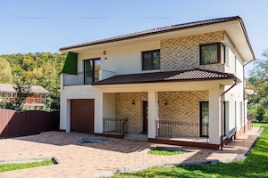 VILA SPECTACULOASA | 5 CAMERE | 808MP TEREN | GARAJ | BRASOV - imagine 2
