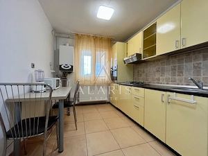 Apartament cu 3 camere, centrala proprie, in Complexul Studentesc - imagine 4