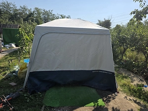 Vand cort camping ,paturi + saci dormit 