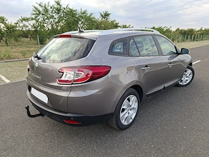 Renault Megane 1.5 DCI Istoric Service Complet 193000 KM - imagine 4