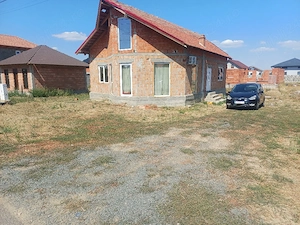 vand casa in Costeiu jud Timiș 
